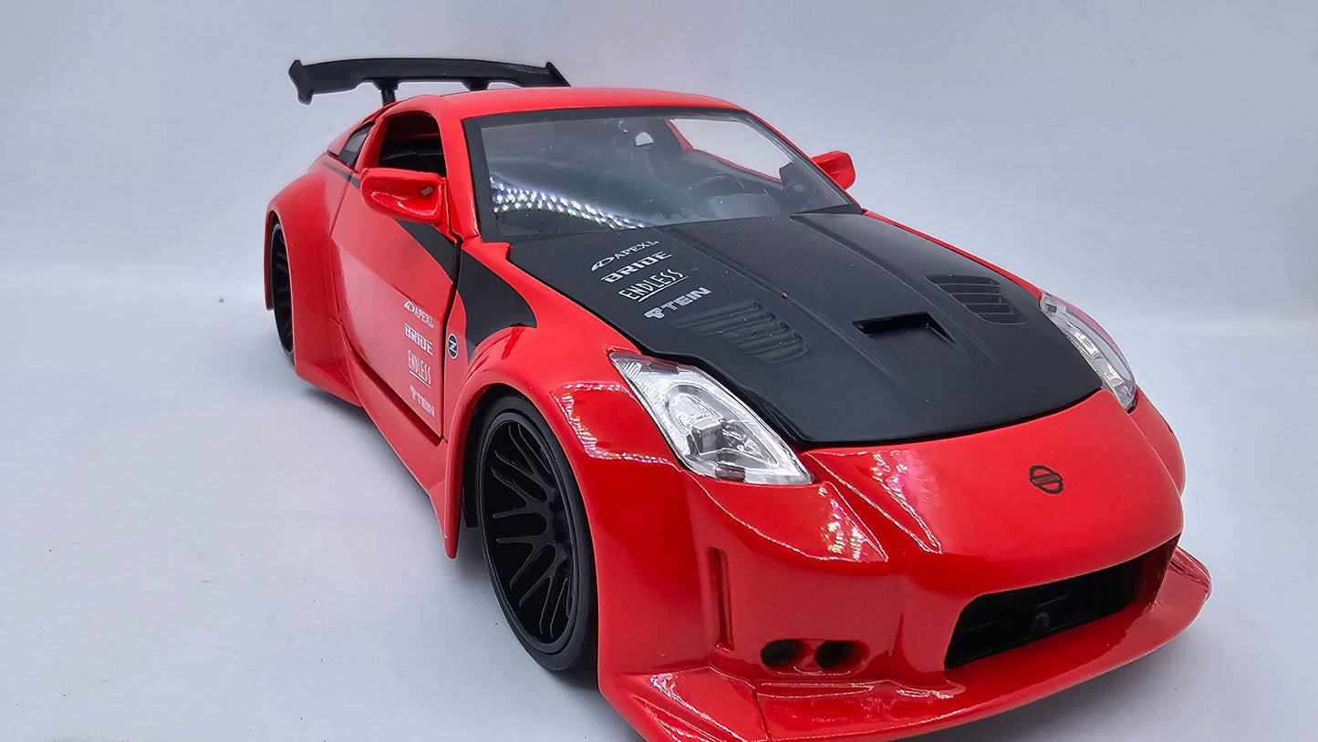 Nissan 350Z (Z33) 2003 - Escala 1/24 - Jada (sin caja)