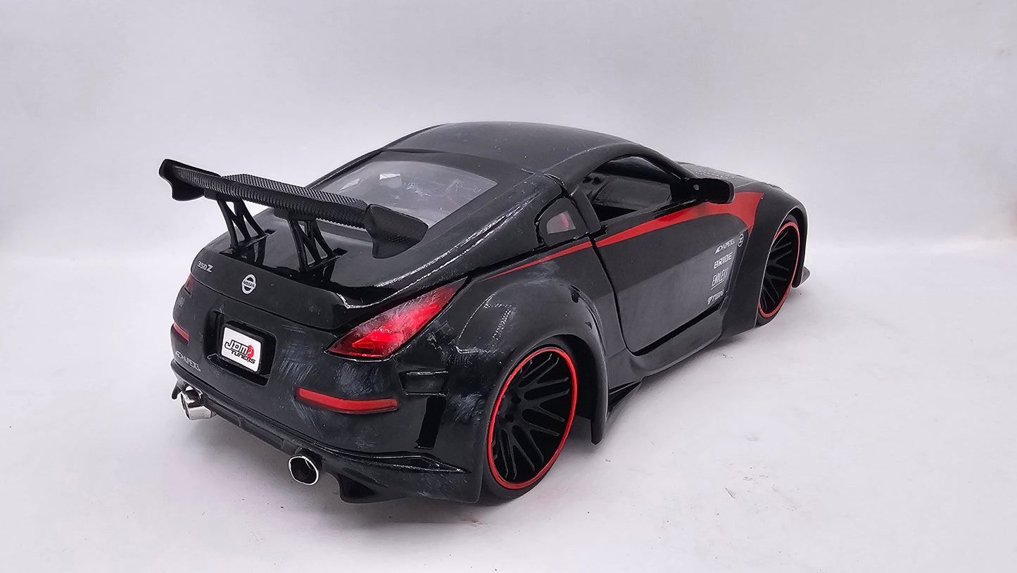 Nissan 350Z (Z33) 2003 - Escala 1/24 - Jada (sin caja)