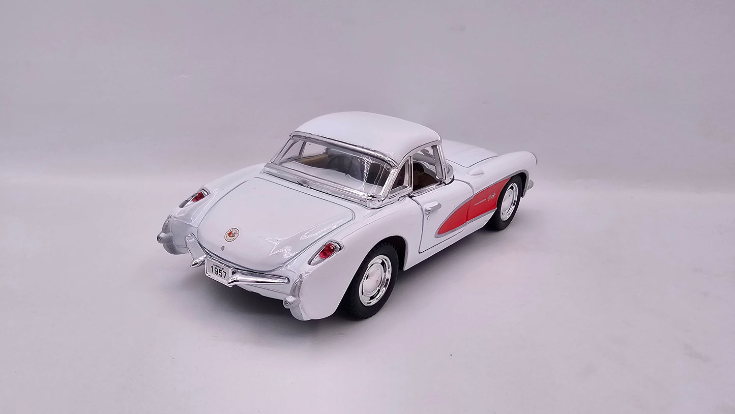 Chevrolet Corvette 1957 - Escala 1/34 - Kinsmart - (Sin caja)
