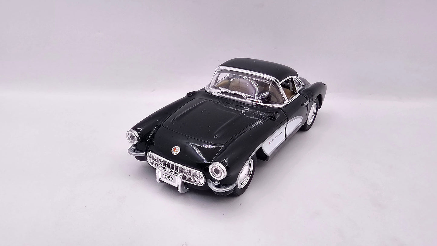 Chevrolet Corvette 1957 - Escala 1/34 - Kinsmart - (Sin caja)
