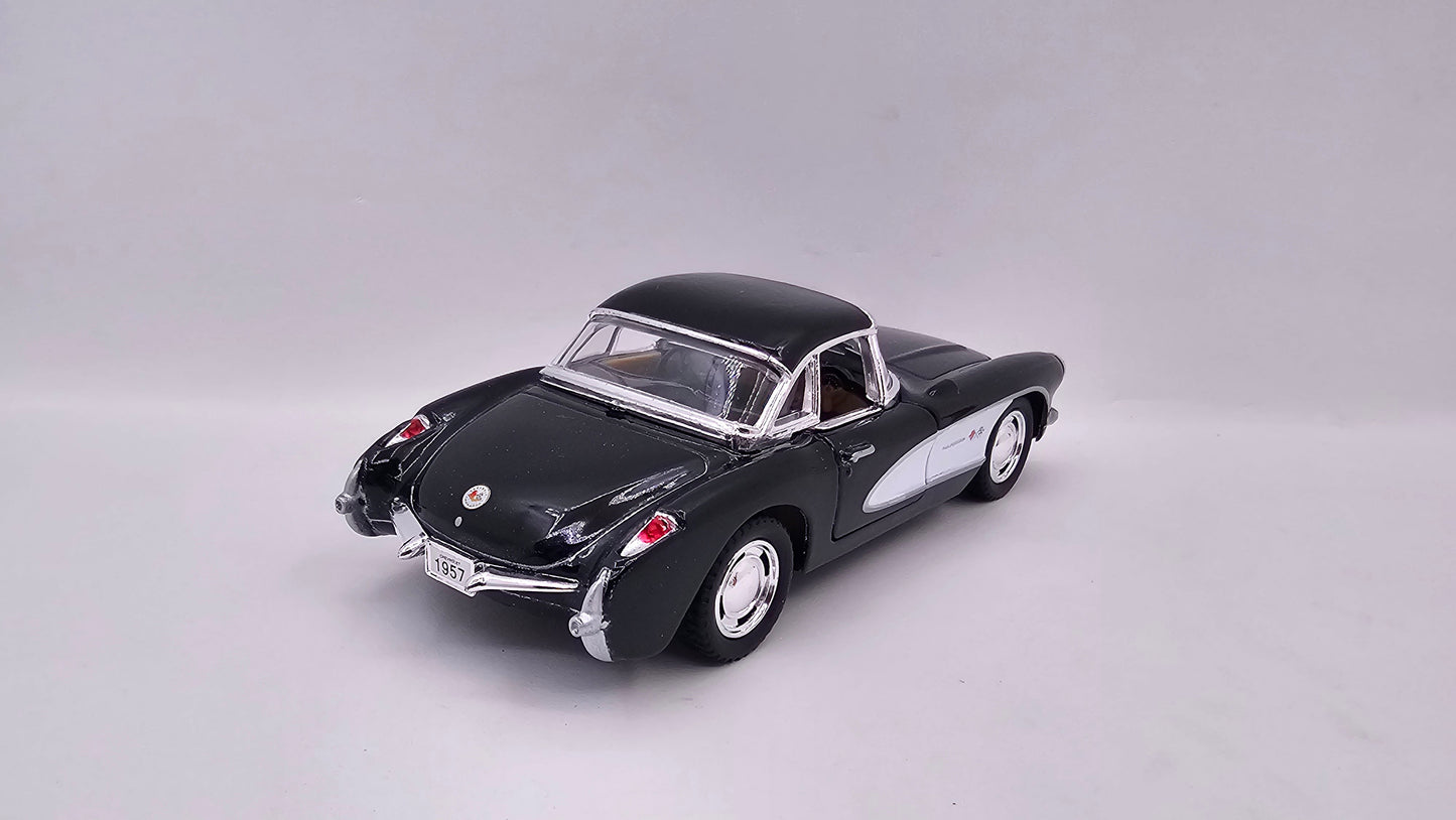 Chevrolet Corvette 1957 - Escala 1/34 - Kinsmart - (Sin caja)