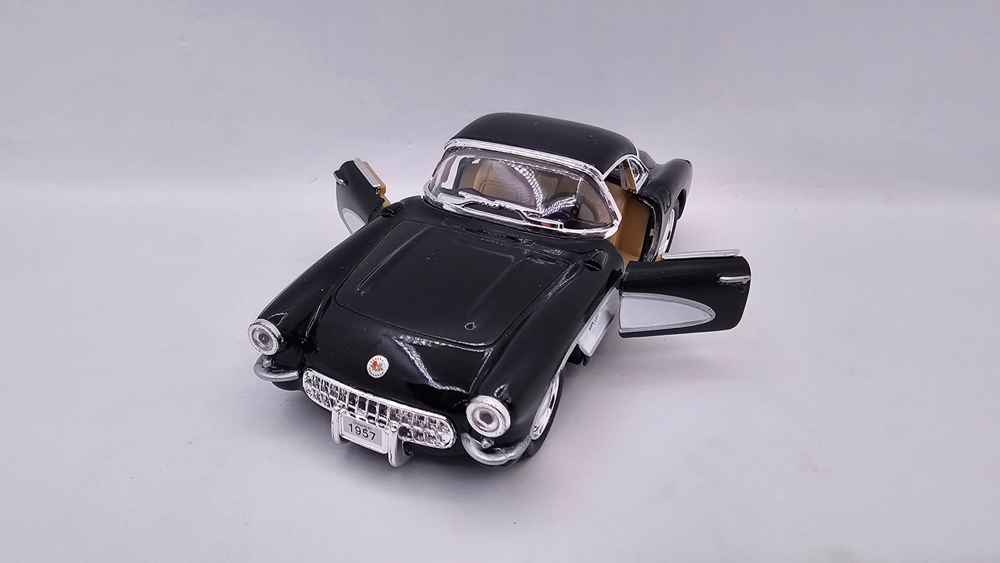 Chevrolet Corvette 1957 - Escala 1/34 - Kinsmart - (Sin caja)