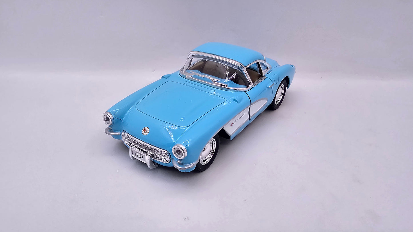 Chevrolet Corvette 1957 - Escala 1/34 - Kinsmart - (Sin caja)