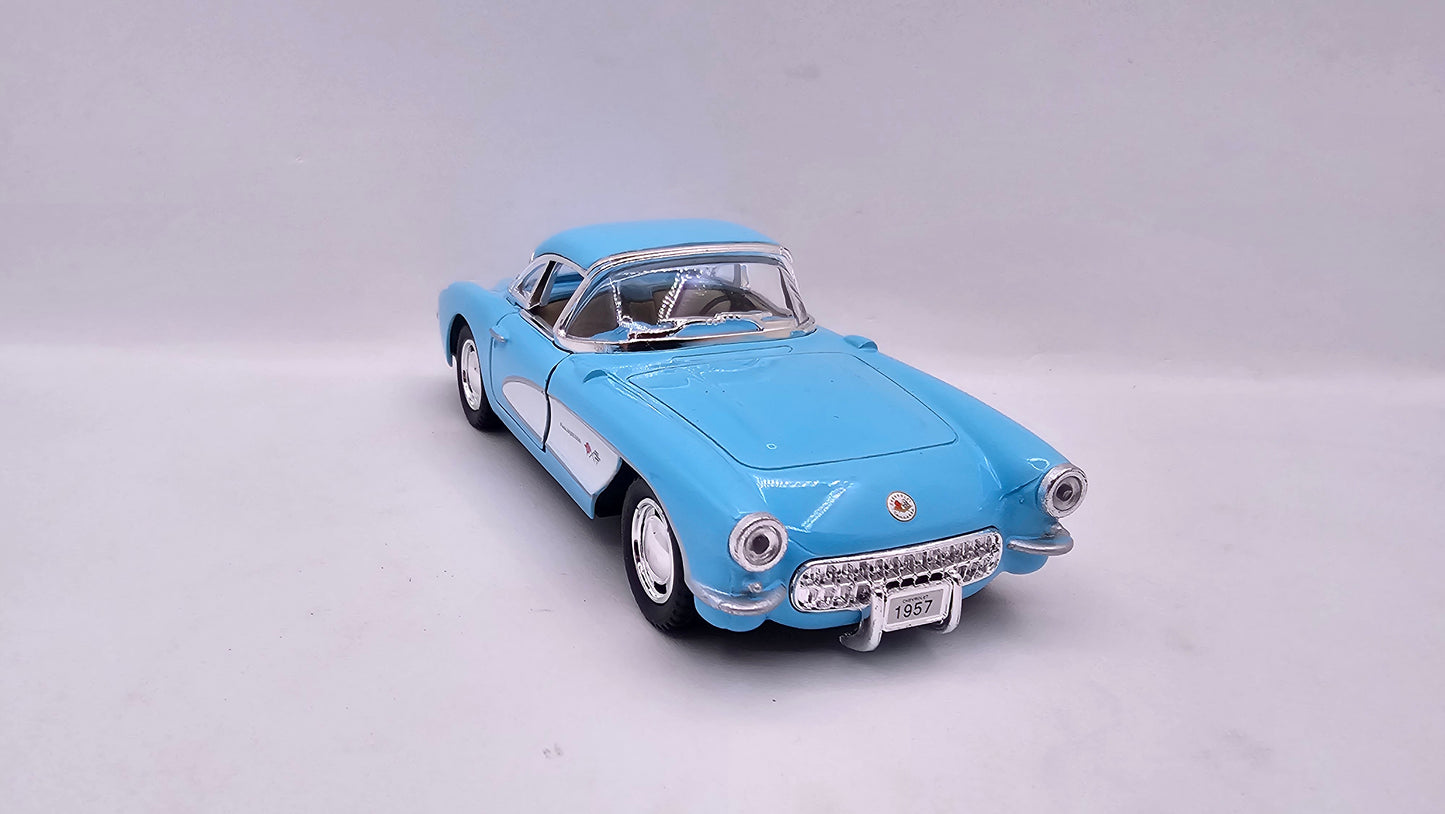 Chevrolet Corvette 1957 - Escala 1/34 - Kinsmart - (Sin caja)