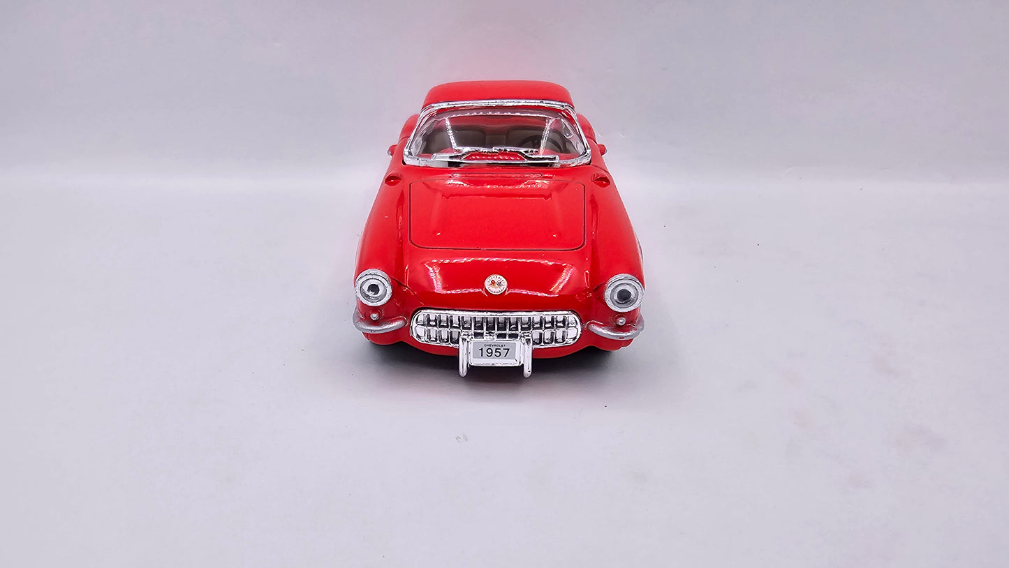 Chevrolet Corvette 1957 - Escala 1/34 - Kinsmart - (Sin caja)