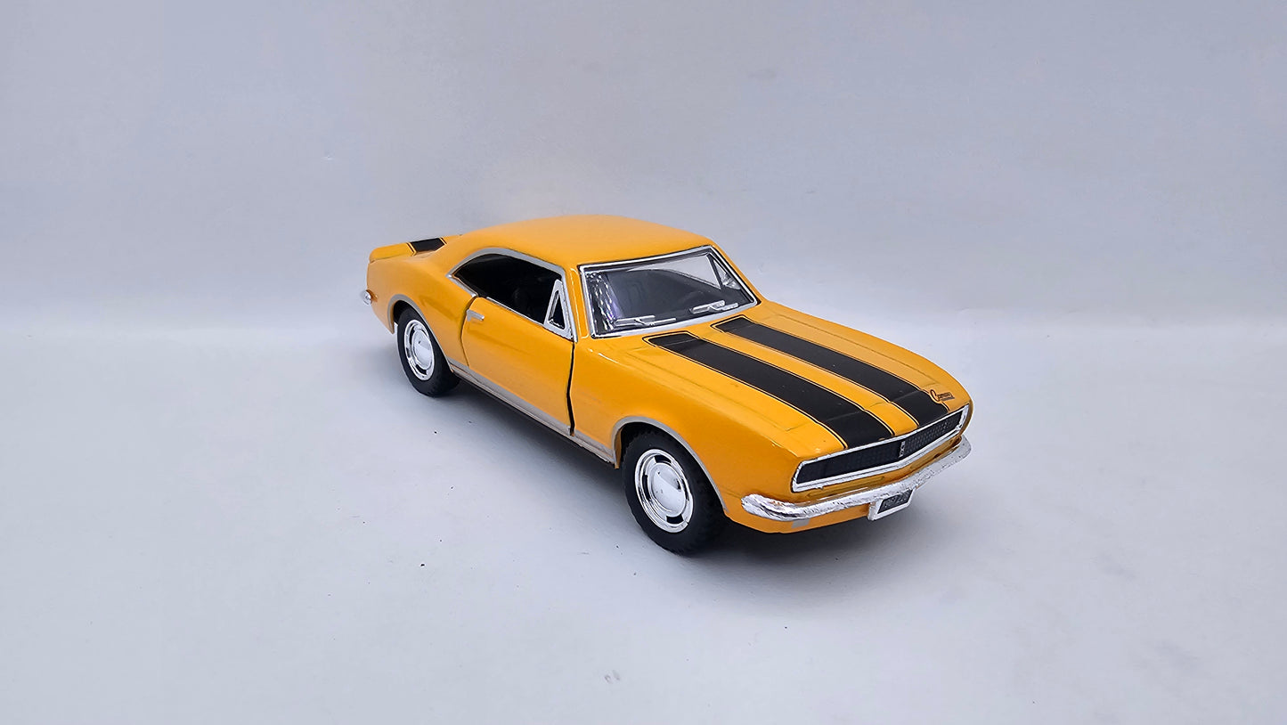 Chevrolet Camaro Z-28 1967- Escala 1/37 - Kinsmart - (Sin caja)