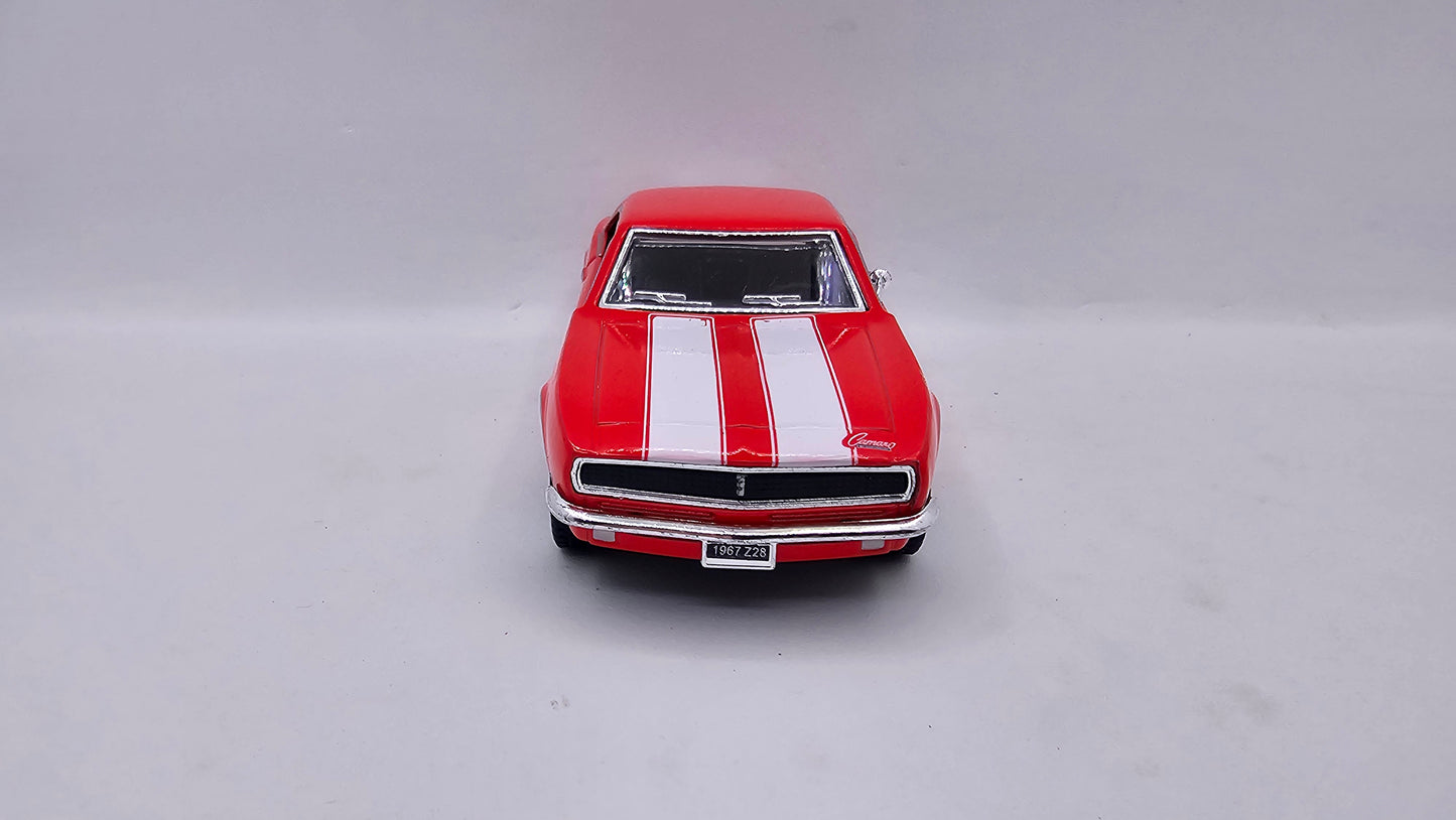 Chevrolet Camaro Z-28 1967- Escala 1/37 - Kinsmart - (Sin caja)