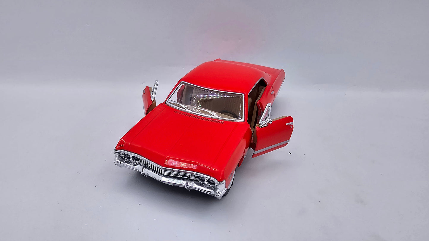 Chevrolet Impala 1967- Escala 1/43 - Kinsmart - (Sin caja)