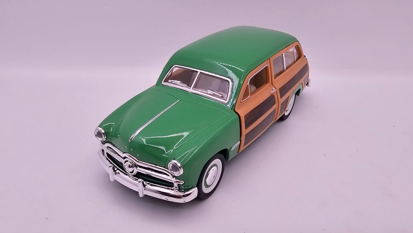 Ford Woody Wagon 1949 - Escala 1/40- Kinsmart - (Sin caja)