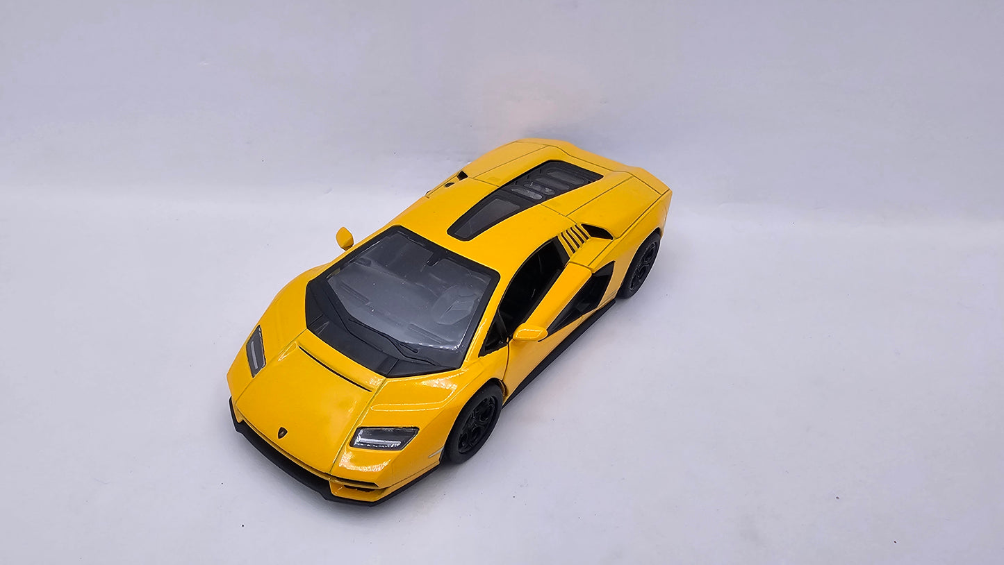 Lamborghini Countach LPI 800-4 - Escala 1/38 - Kinsmart - (Sin caja)