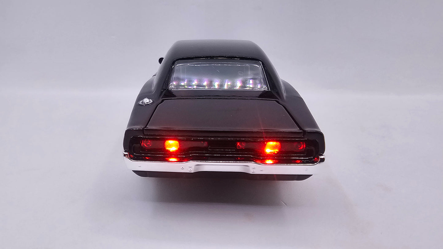 Dodge Charger 1970 - Escala 1/30 - Con Luces y Sonidos - (Sin caja)