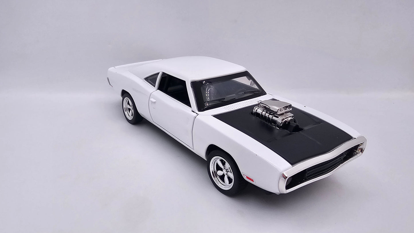 Dodge Charger 1970 - Escala 1/30 - Con Luces y Sonidos - (Sin caja)