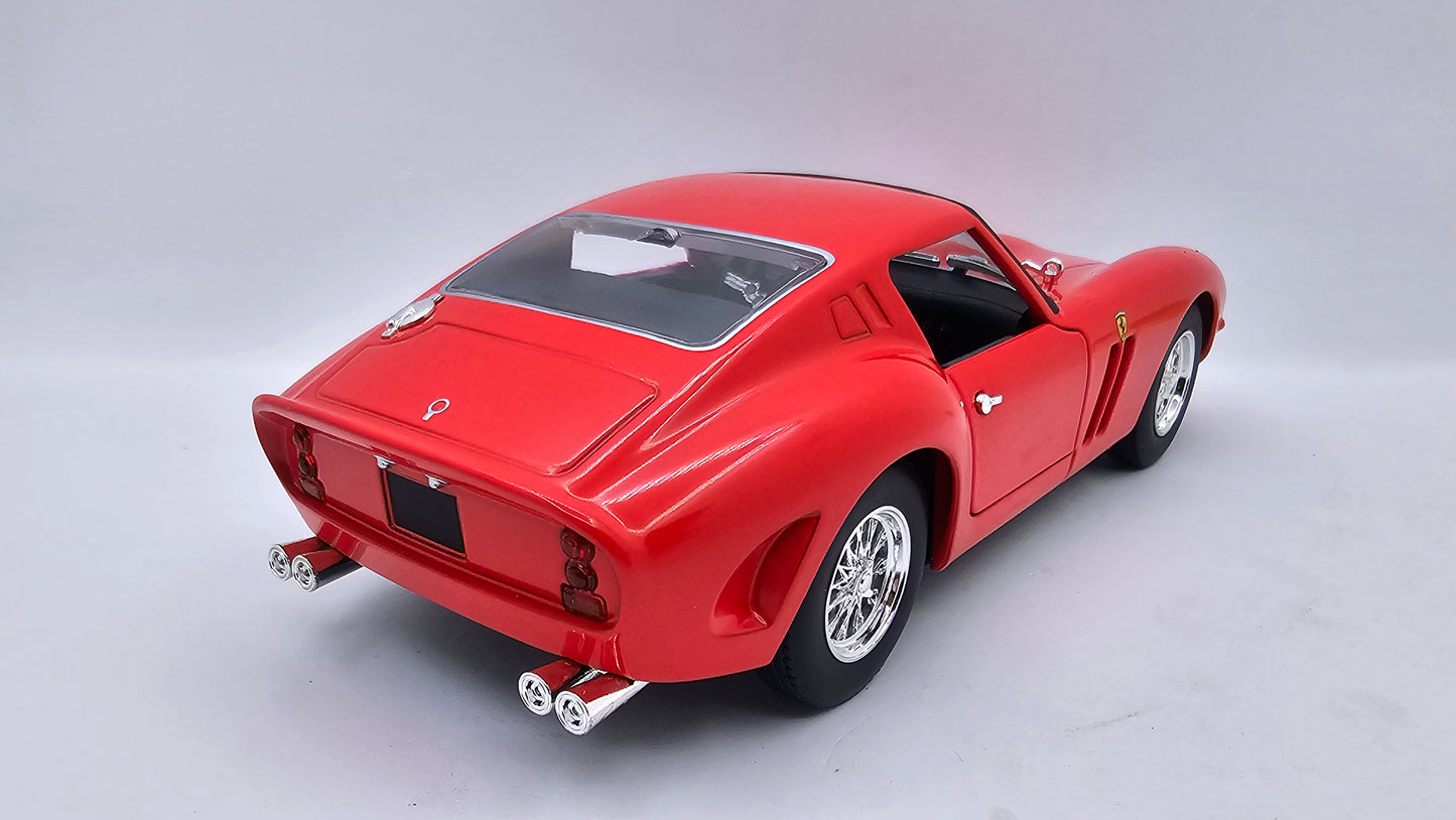 Ferrari 250 GT0 - Escala 1/24 - Burago - (Sin caja)