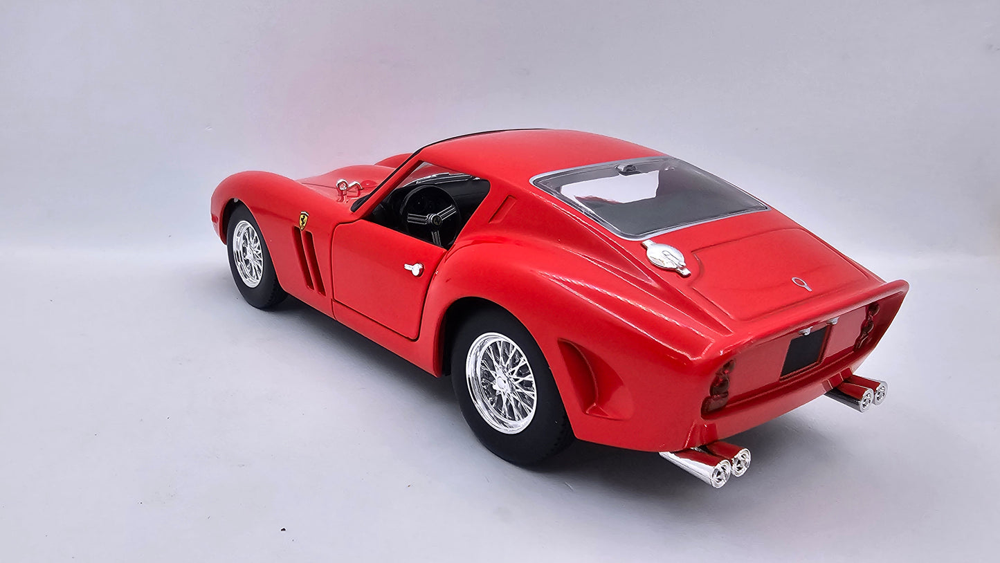 Ferrari 250 GT0 - Escala 1/24 - Burago - (Sin caja)