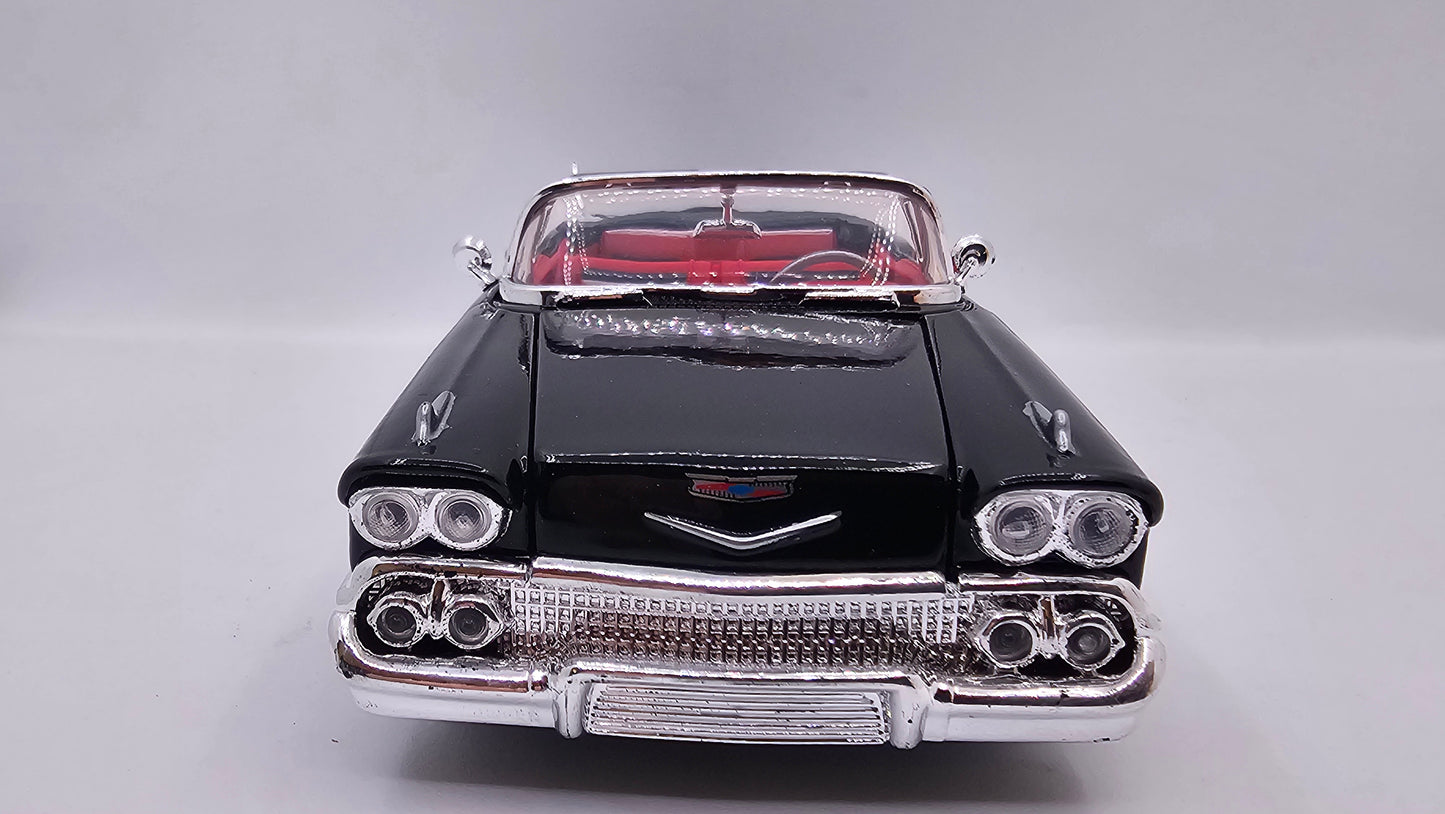 Chevrolet Impala Custom 1958 - Escala 1/24 - MotorMax - (Sin caja)