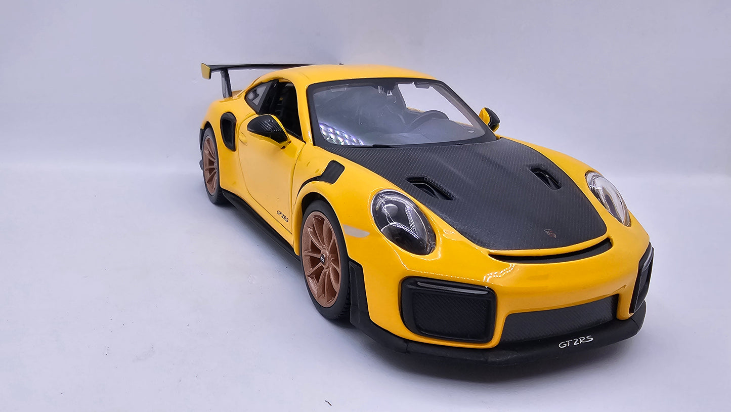 Porsche 911 GT2 RS 2018 - Escala 1/24 - MotorMax - (Sin caja)