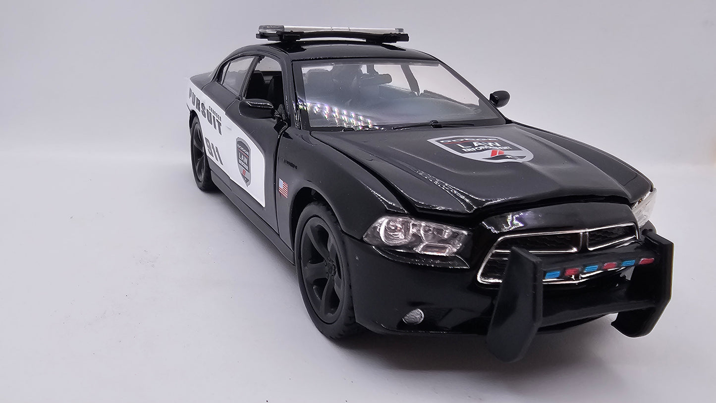 Dodge Charger Policia 2011 - Escala 1/24 - MotorMax - (Sin caja)