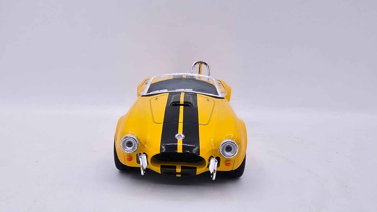 Shelby Cobra 427 1965 - Escala 1/32 - Kinsmart - (Sin caja)