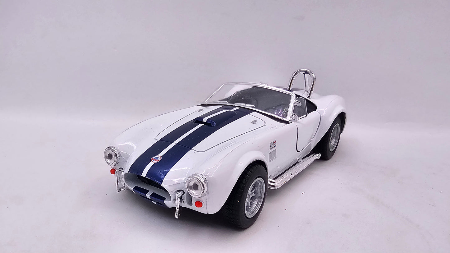 Shelby Cobra 427 1965 - Escala 1/32 - Kinsmart - (Sin caja)