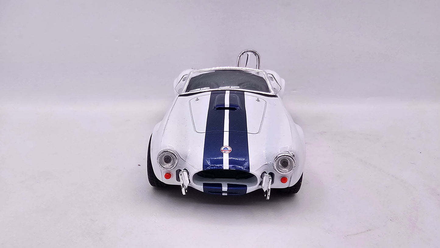 Shelby Cobra 427 1965 - Escala 1/32 - Kinsmart - (Sin caja)