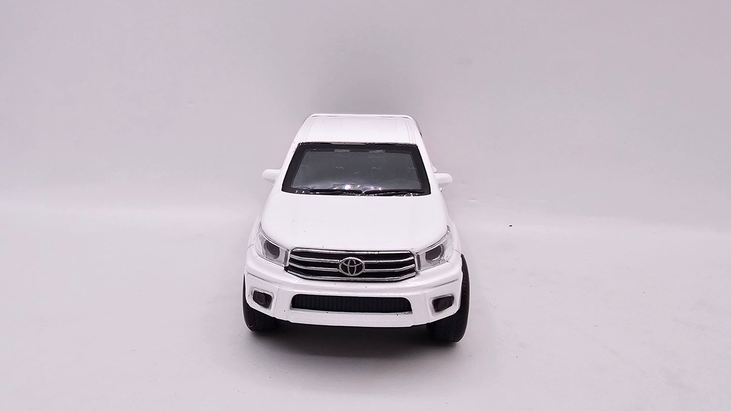 Toyota Hilux 4x4 - Escala 1/32 - Con Luces y Sonidos - Kingstoy - (Sin caja)