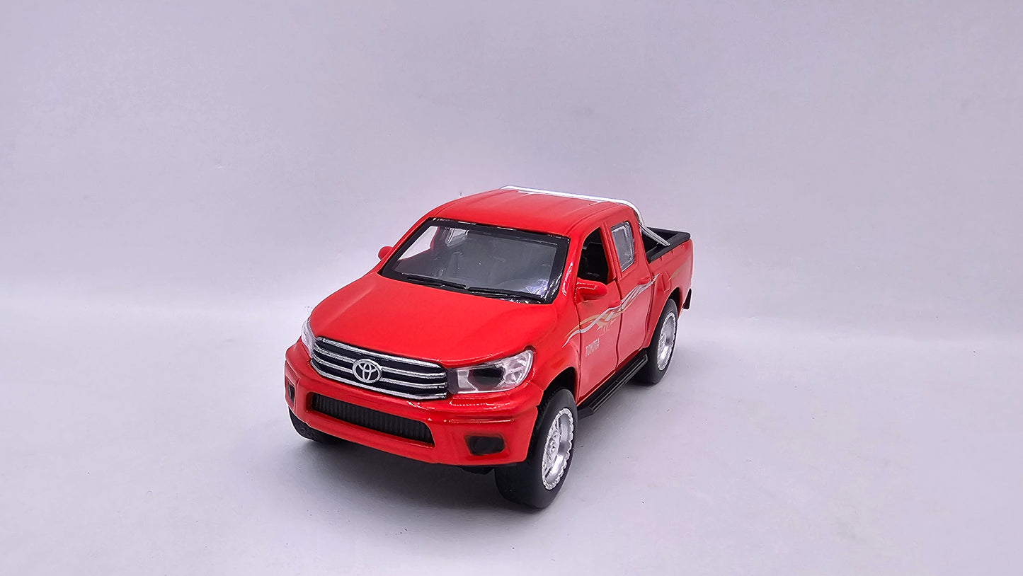 Toyota Hilux 4x4 - Escala 1/32 - Con Luces y Sonidos - Kingstoy - (Sin caja)