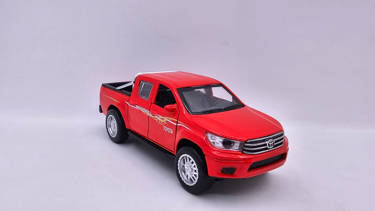 Toyota Hilux 4x4 - Escala 1/32 - Con Luces y Sonidos - Kingstoy - (Sin caja)