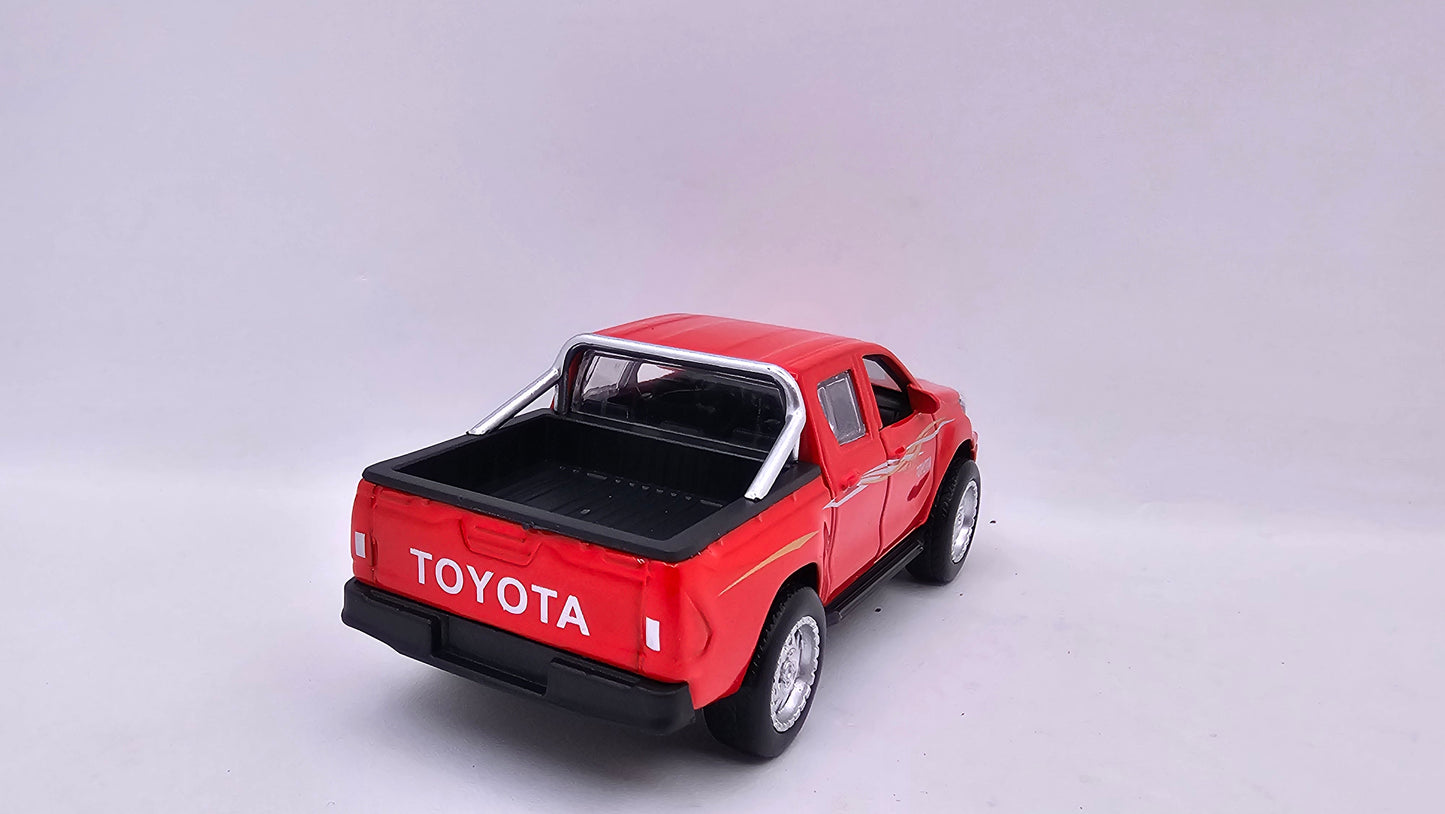 Toyota Hilux 4x4 - Escala 1/32 - Con Luces y Sonidos - Kingstoy - (Sin caja)