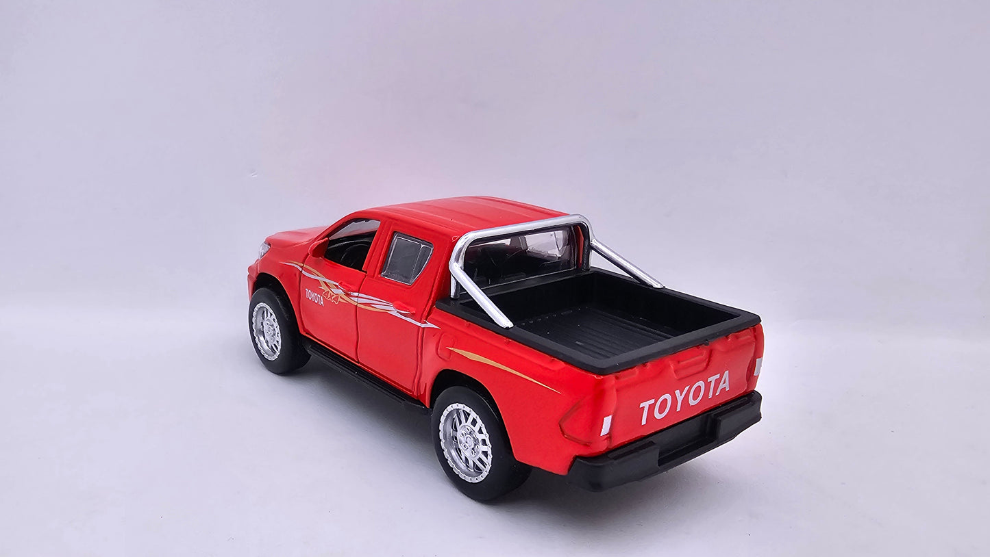 Toyota Hilux 4x4 - Escala 1/32 - Con Luces y Sonidos - Kingstoy - (Sin caja)