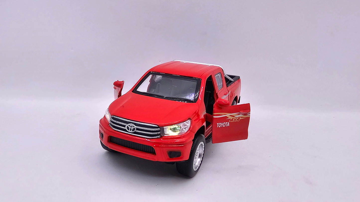 Toyota Hilux 4x4 - Escala 1/32 - Con Luces y Sonidos - Kingstoy - (Sin caja)