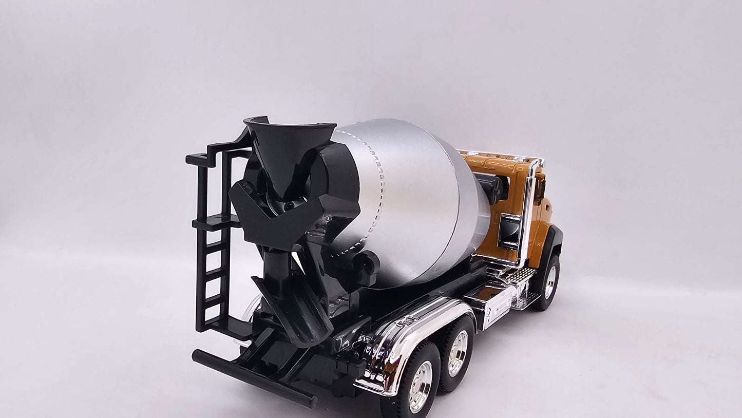 Camion Mezclador Caterpillar CT660 - Escala 1/50 - Max Metal
