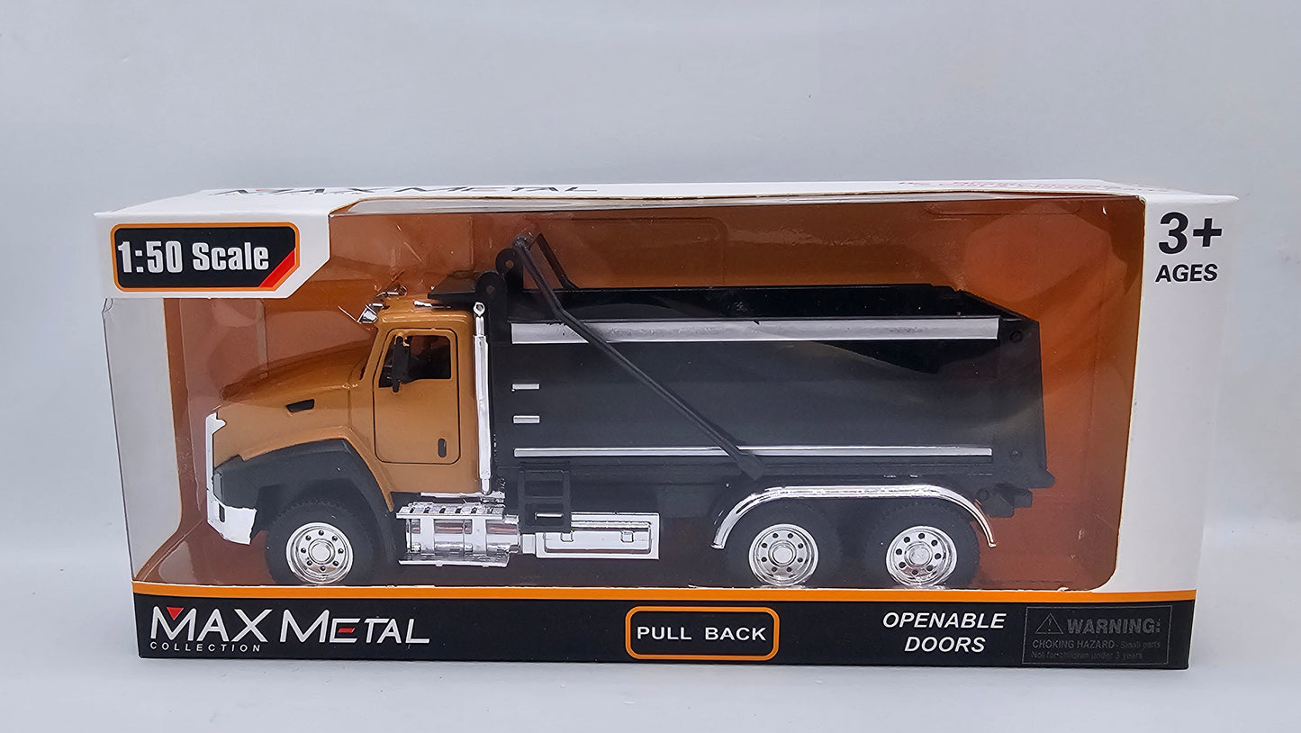 Camion Volquete Caterpillar CT660 - Escala 1/50 - Max Metal