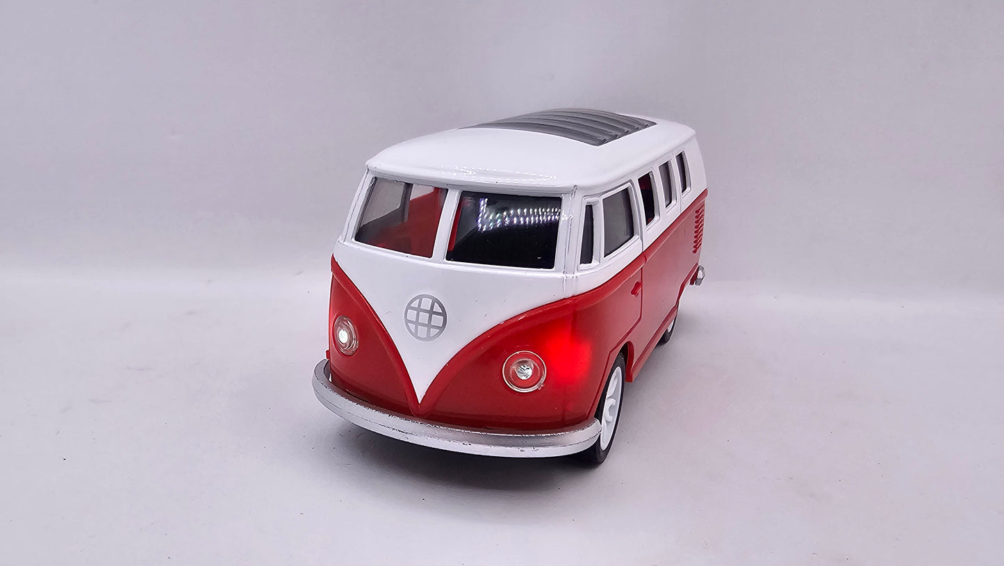 Volkswagen Kombi - Escala 1/32 - Model World - Luces Y Sonidos