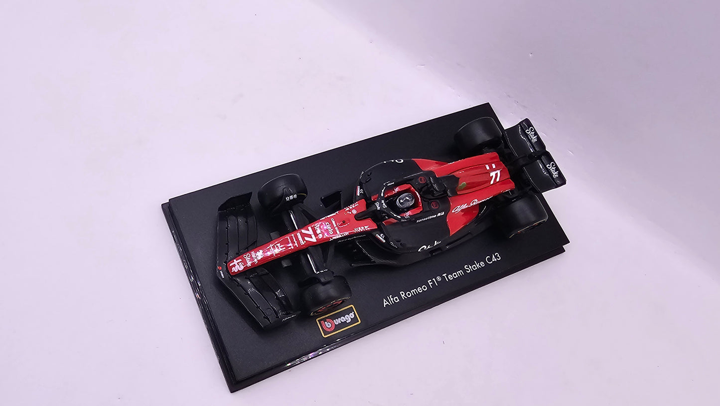 Alfa Romeo Formula 1 C43 #77 Valtteri Bottas - 2023 - F1 Burago Escala 1/43 C/Acrílico y Piloto