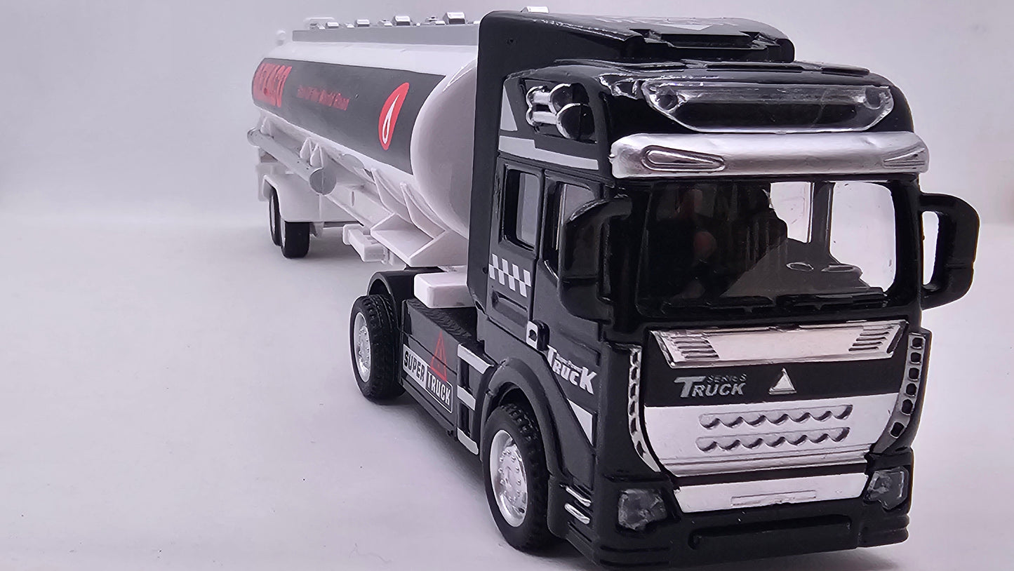 Camion Cisterna Howo "Aexaco" - 1/50 - WGT CAR