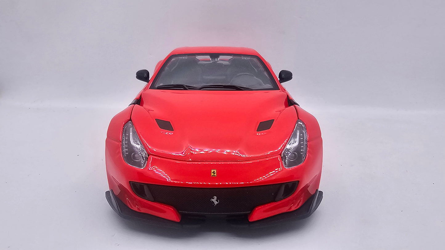 Ferrari F12tdf - Escala 1/24 - Burago - (Sin caja)