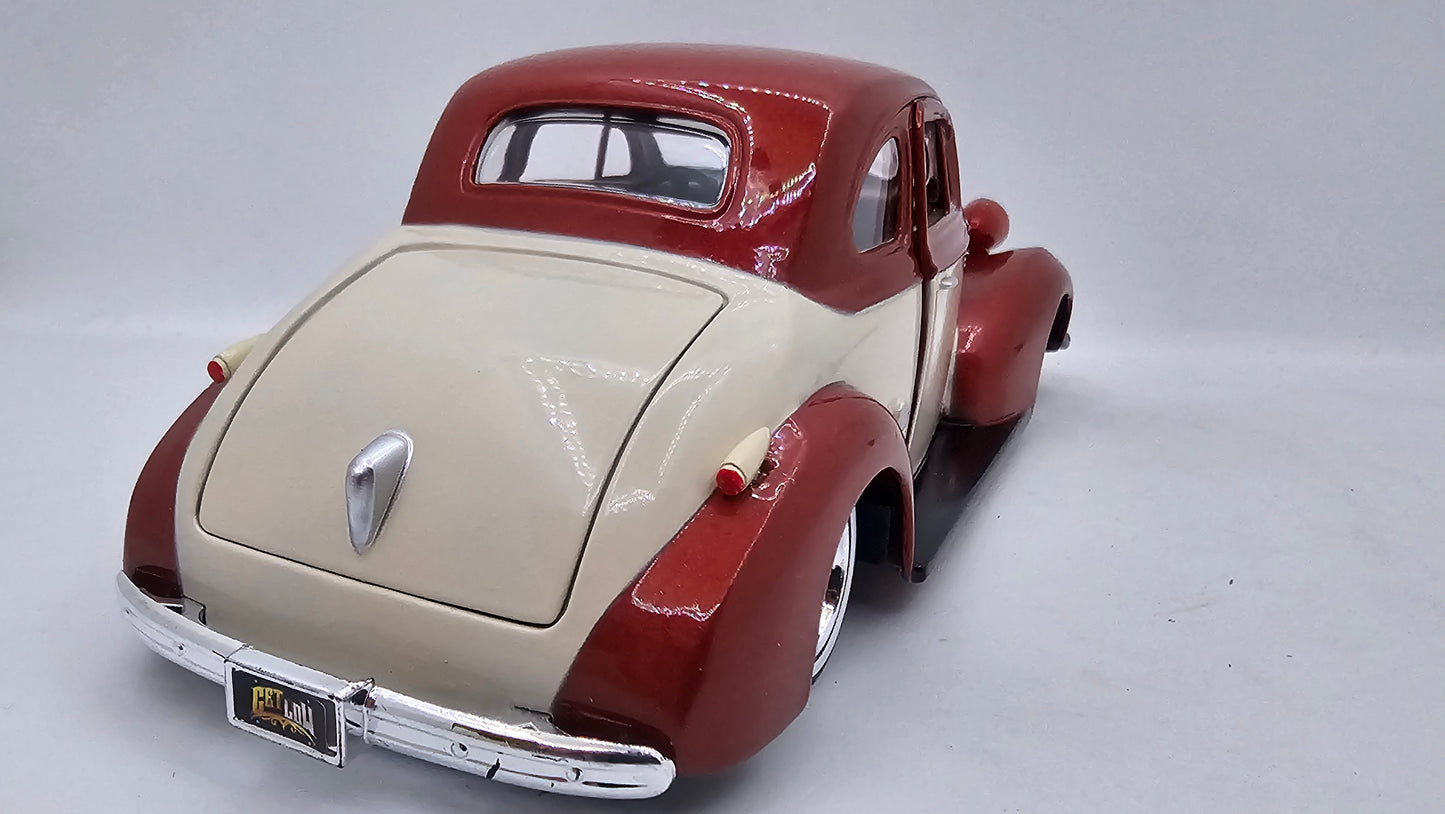 Chevrolet Coupe 1939 - Escala 1/24 - MotorMax - (Sin caja)