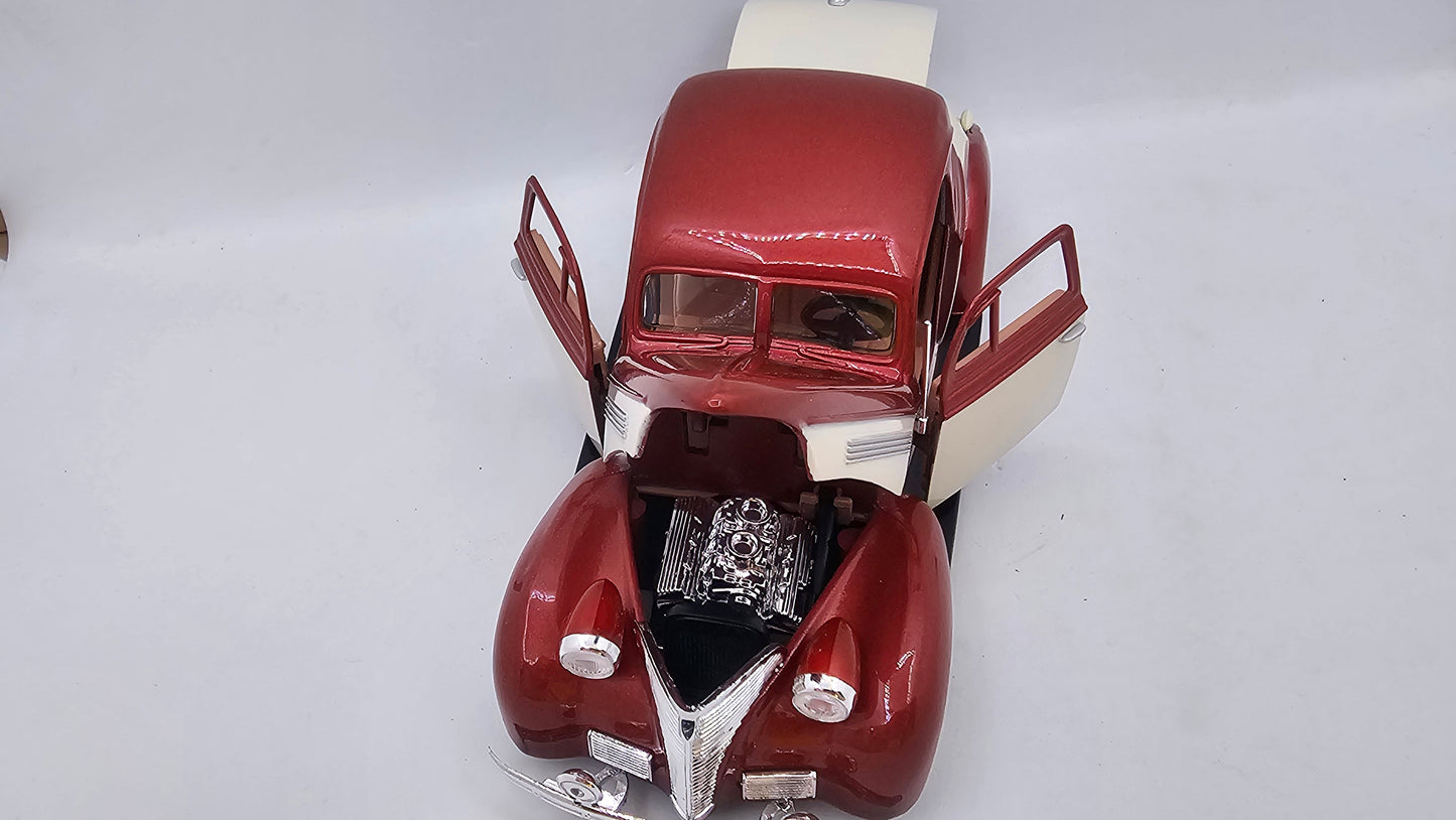 Chevrolet Coupe 1939 - Escala 1/24 - MotorMax - (Sin caja)
