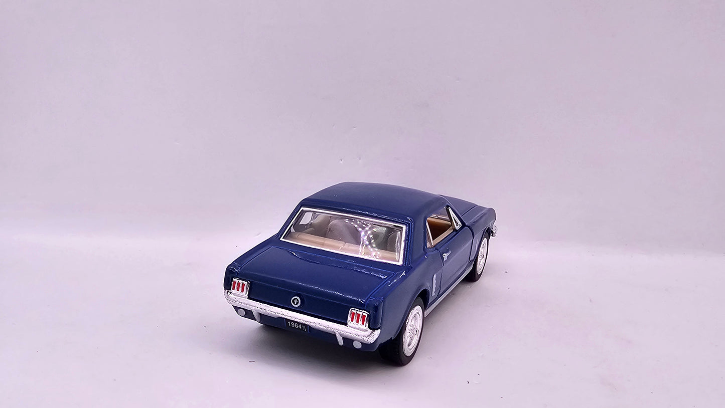 Ford Mustang 1964 - Escala 1/36 - Kinsmart - (Sin caja)