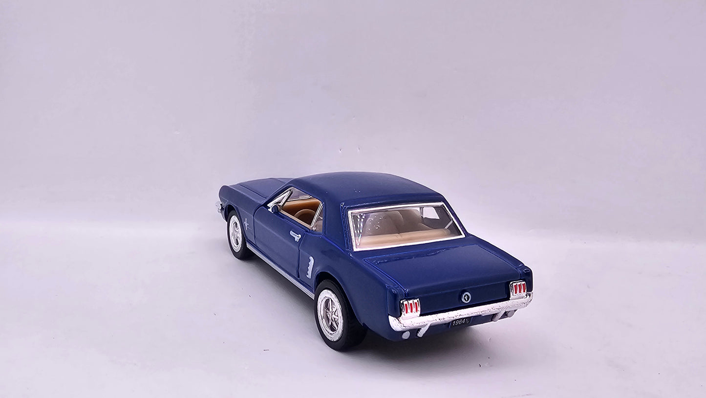 Ford Mustang 1964 - Escala 1/36 - Kinsmart - (Sin caja)