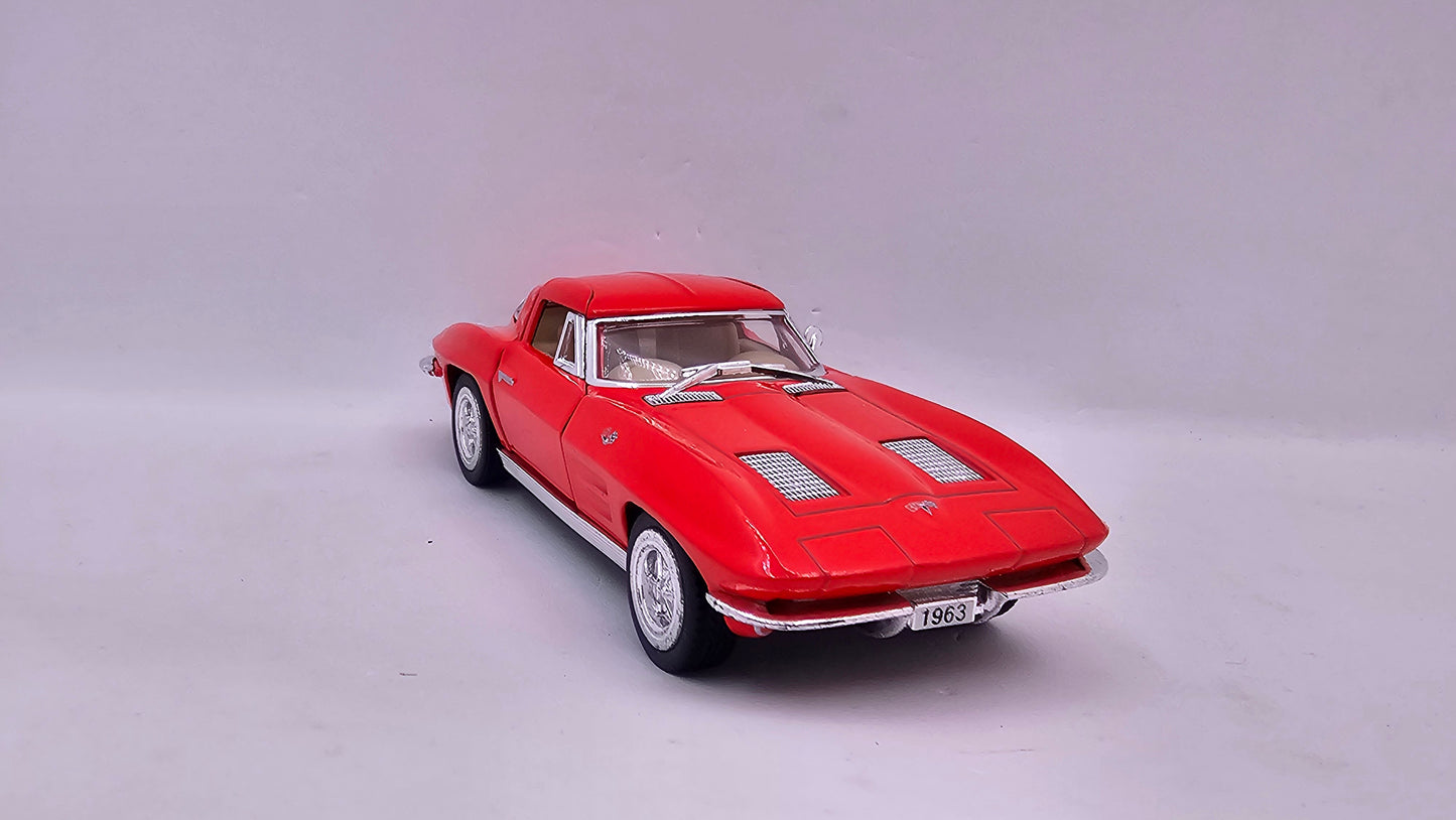 Chevrolet Corvette Sting Ray 1963 - Escala 1/36 - Kinsmart - (Sin caja)