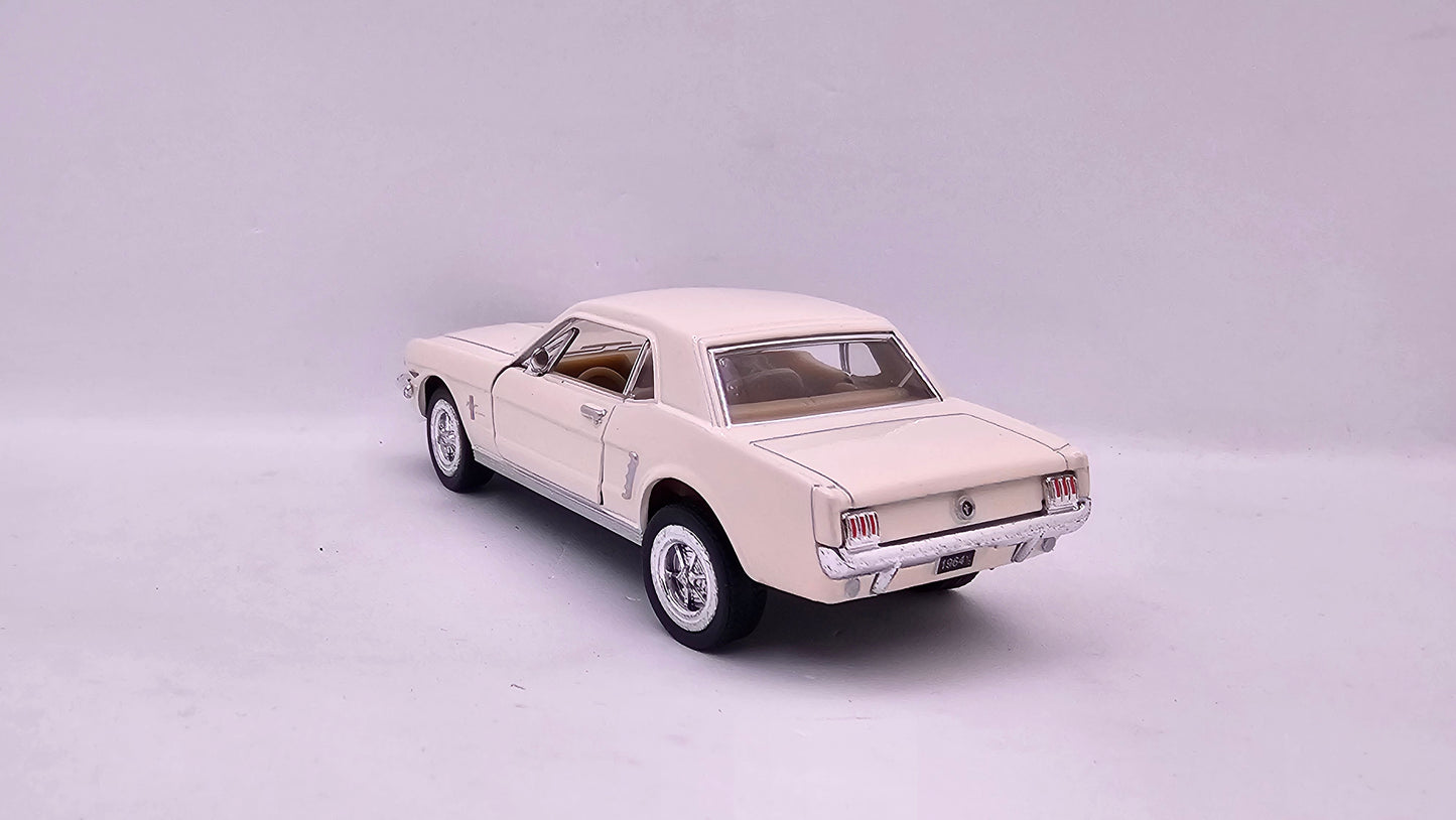 Ford Mustang 1964 - Escala 1/36 - Kinsmart - (Sin caja)