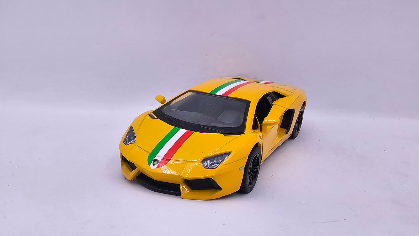 Lambroghini Aventador - Escala 1/38 - Kinsmart - (Sin caja)