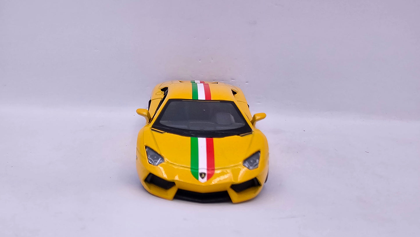 Lambroghini Aventador - Escala 1/38 - Kinsmart - (Sin caja)