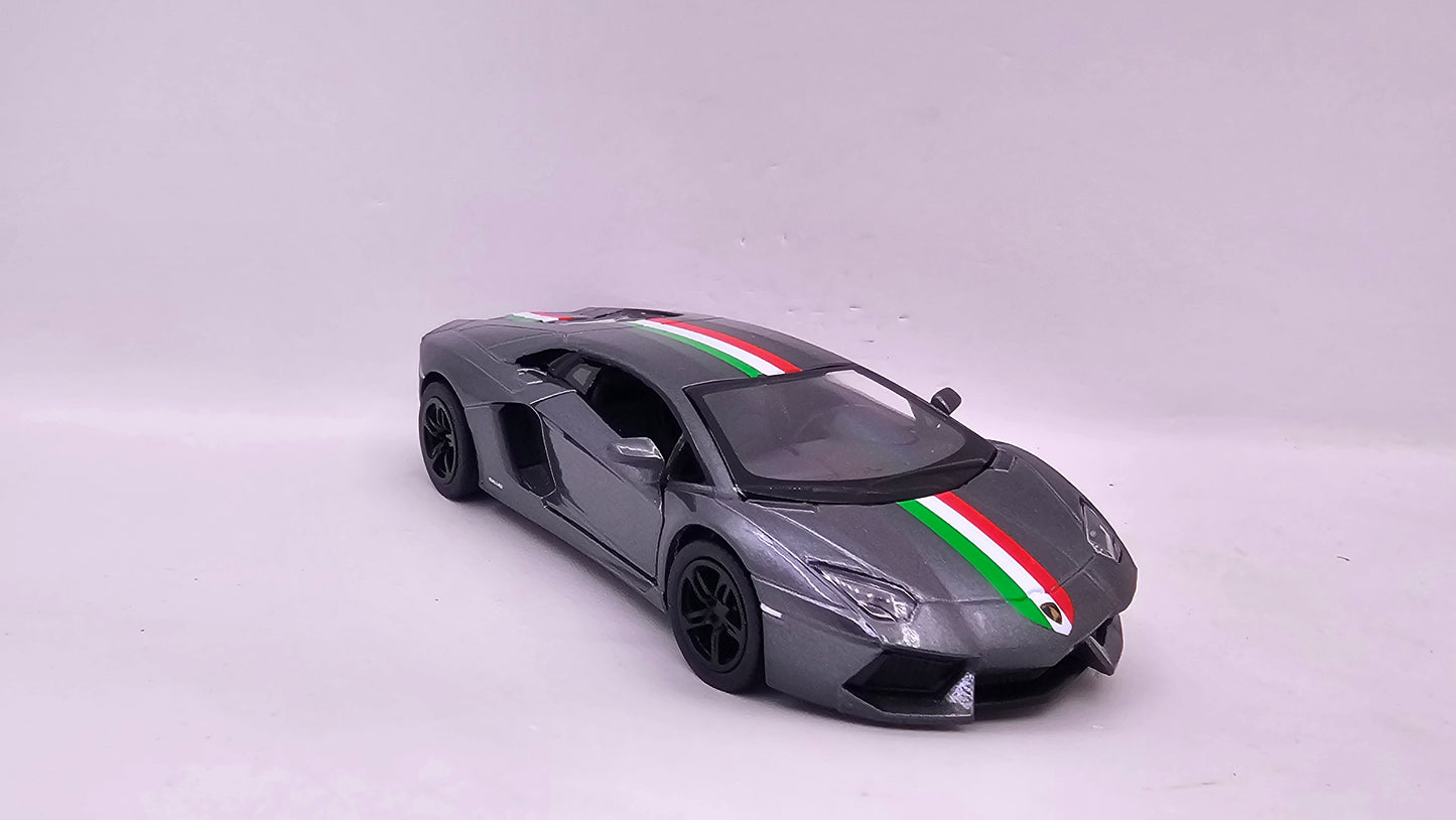 Lambroghini Aventador - Escala 1/38 - Kinsmart - (Sin caja)