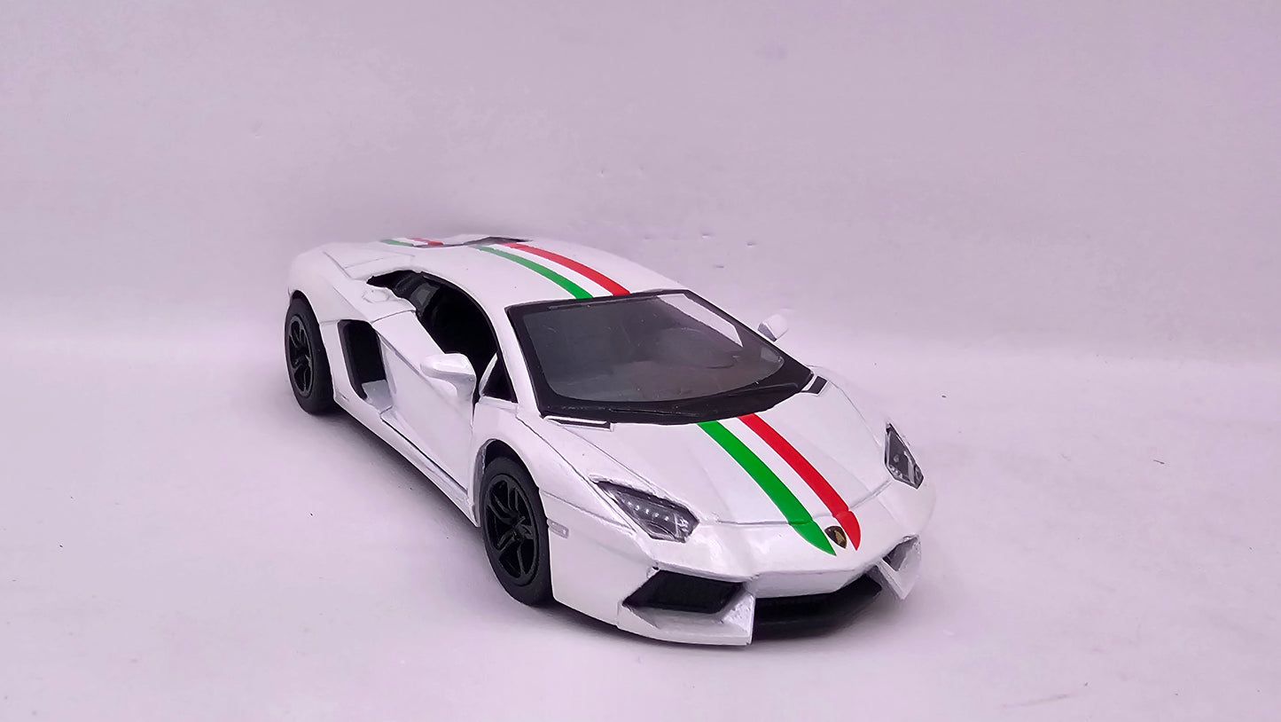 Lambroghini Aventador - Escala 1/38 - Kinsmart - (Sin caja)