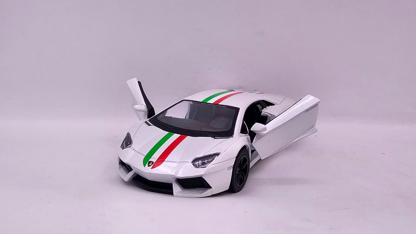 Lambroghini Aventador - Escala 1/38 - Kinsmart - (Sin caja)