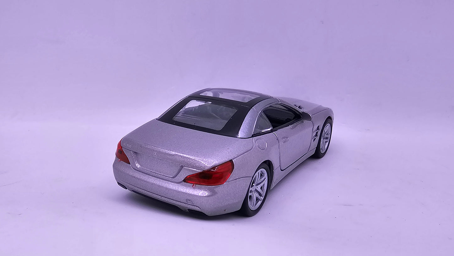 Mercedes Benz SL500 - Escala 1/38 - Welly