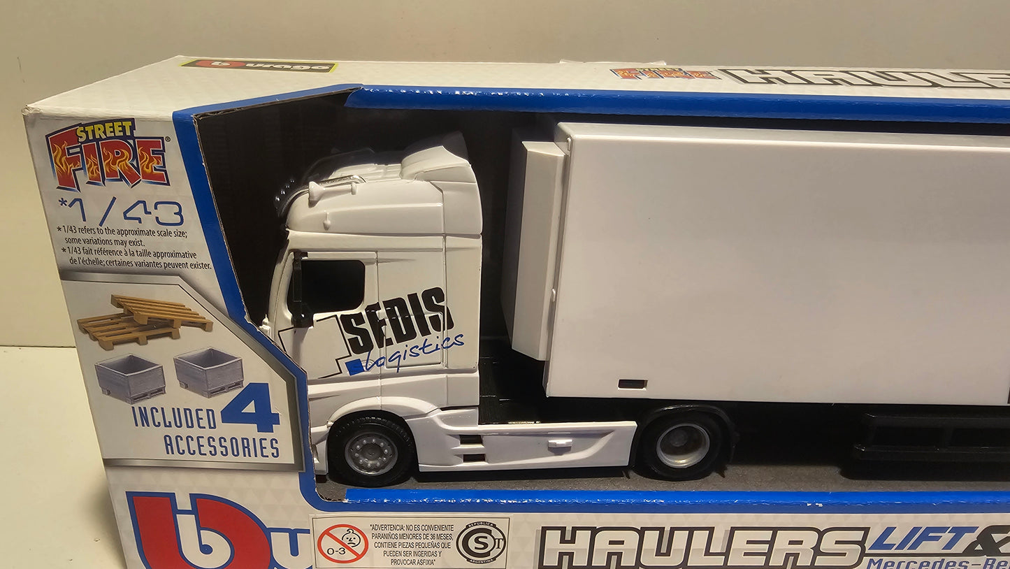 Camion Mercedes Benz Actros con Remolque y Accesorios - Burago