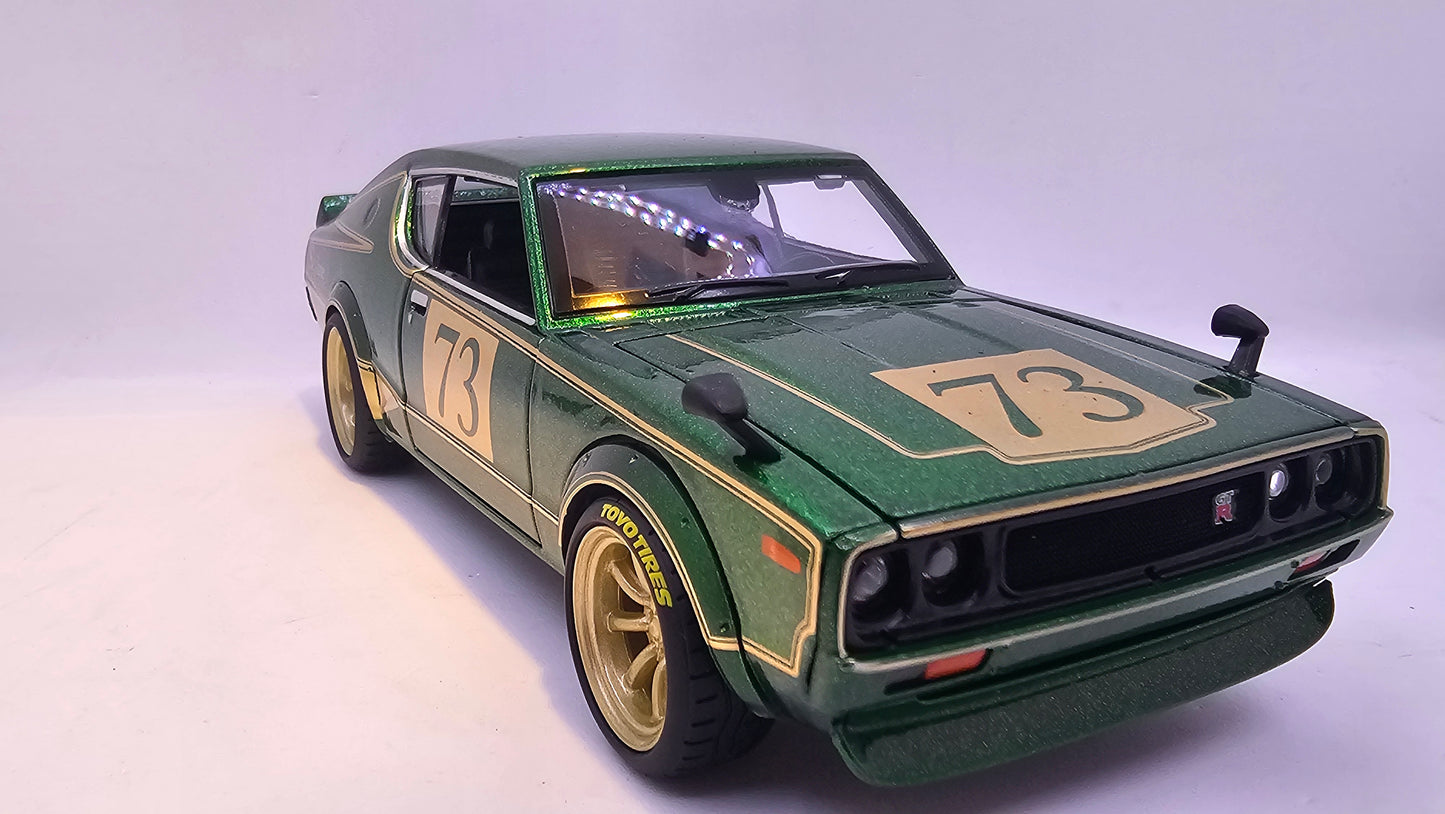 Nissan Skyline 2000GT-R 1973 - Escala 1/24 - Maisto - (Sin caja)